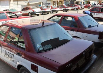 También buscarán reubicar los sitios de taxis en el centro de la ciudad.