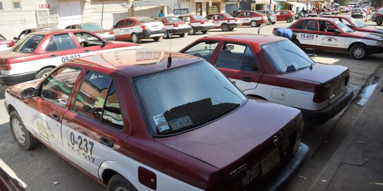 También buscarán reubicar los sitios de taxis en el centro de la ciudad.