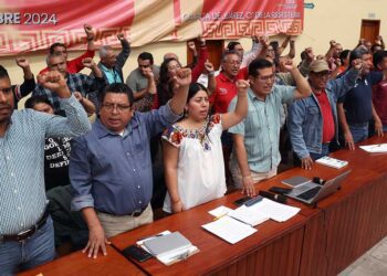 Foto: Archivo El Imparcial // Tras vacaciones de Semana Santa, el magisterio oaxaqueño retoma el camino para el Paro Nacional Indefinido.