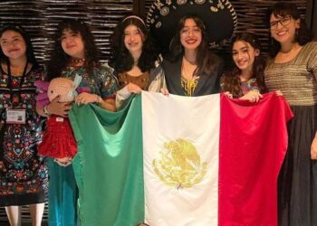 Mexicanas ganan medalla en la Olimpiada de matemática