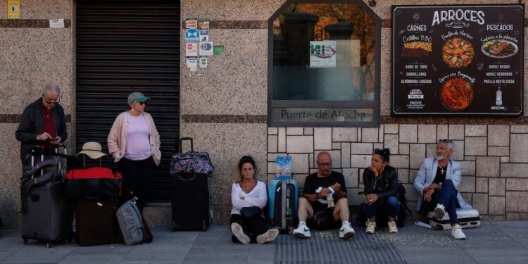 ¡España se apaga! Histórico corte eléctrico deja sin luz a todo el país y afecta a Francia y Portugal