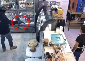 VIDEO | ¡Asalto armado en tienda Arce! Video viral desata indignación y pone en evidencia la inseguridad