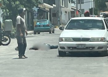 VIDEO | Ejecutan a hombre tras dispararle en el rostro en Huajuapan