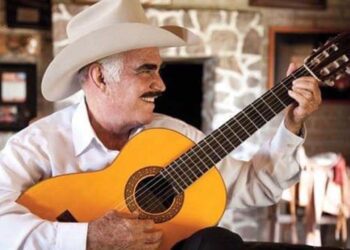 Aunque 'El Rey' fue grabada por primera vez en 1971 por su compositor José Alfredo Jiménez, la versión que resguardará la Biblioteca es la de Vicente Fernández, de 1973.