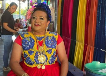 ¡Grecia rompe esquemas! La primera muxe que audiciona para la Guelaguetza en traje de tehuana