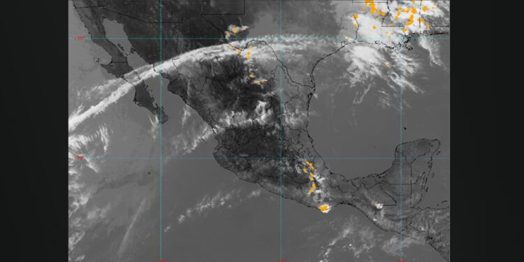 Se pronostican lluvias y actividad eléctrica en diversas regiones del estado