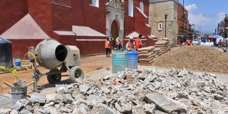 El objetivo, tener 9 calles semipeatonales antes de las fiestas, de la 13 que se proyectaron con ese fin alrededor del Palacio de Gobierno.