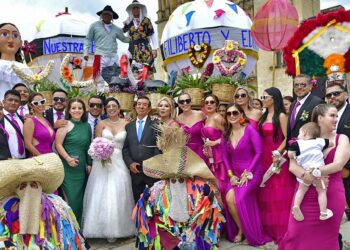 Felices, Filiberto y Edith festejaron al máximo su matrimonio.