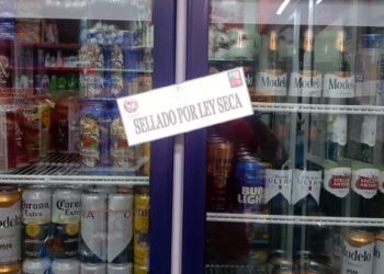 Las autoridades del orden público reforzarán la vigilancia en los comercios.