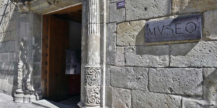 Foto: archivo // Para el año 2024, para el estado de Oaxaca se registró la visita de un millón 67 mil 926 personas en los 35 museos que proporcionaron información.