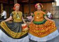 Fotos: Rubén Morales // Soledad Álvarez y Norma Atienza presentaron el traje típico del Istmo.