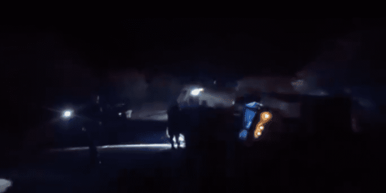 Vuelca tractocamión en la 190 entre Tehuantepec y Jalapa; dos personas resultan lesionadas