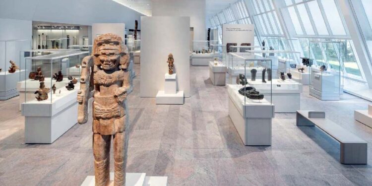 La sala Arte de la Antigua América está diseñada con la colaboración del Instituto Nacional de Antropología e Historia (INAH).