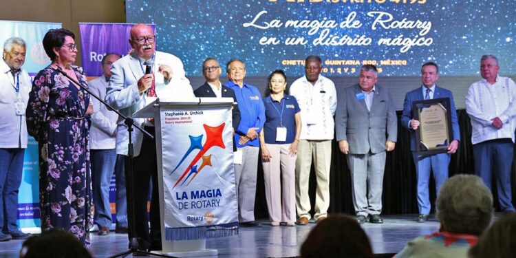 Rinden homenaje a Mario Galindo