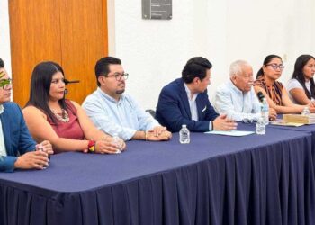 La conferencia fue impartida por Jorge Bueno Sánchez.