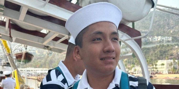 Roto, el sueño del cadete Jair Maldonado; llega el buque Cuauhtémoc a Veracruz