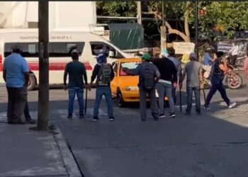¡Tuxtepec cercada! Bloqueos en Tuxtepec ahogan la movilidad y suben la presión al gobierno