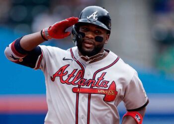 Abraham Almonte se suma como refuerzo a la Tropa Bélica para esta temporada 2025.