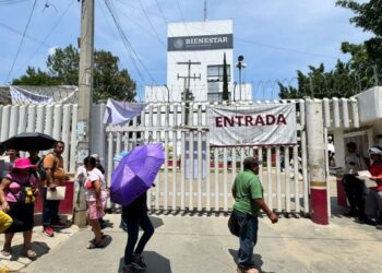 ¡Que no se te pase!; el lunes entregan apoyo para uniformes a 47 escuelas