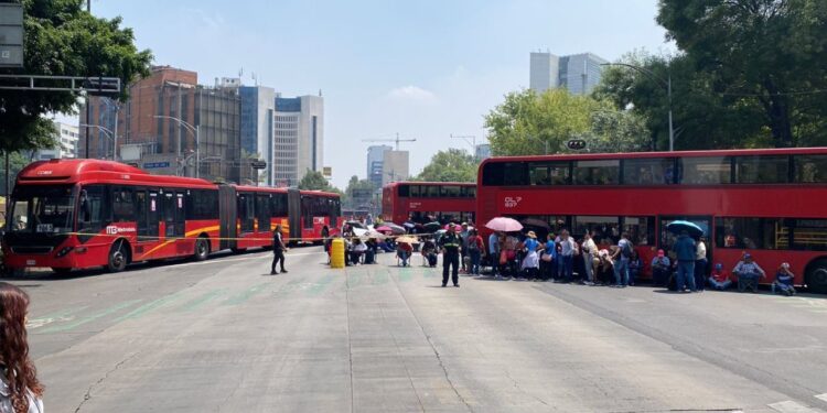 Bloquea CNTE Reforma; estas son las alternativas viales