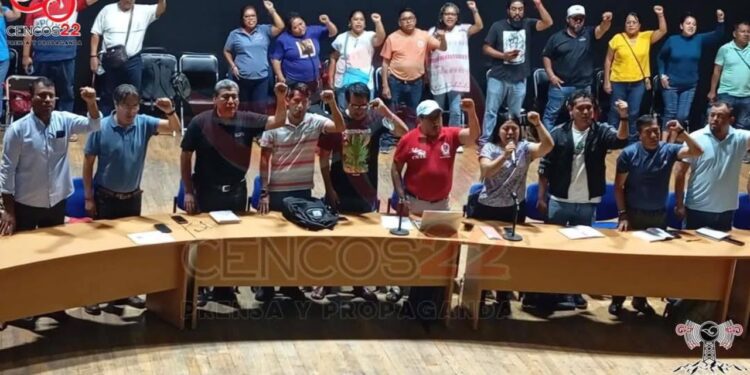 Acepta CNTE-S-22 diálogo en Segob; bloquean Reforma