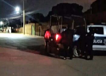El joven recibió varios impactos de bala.