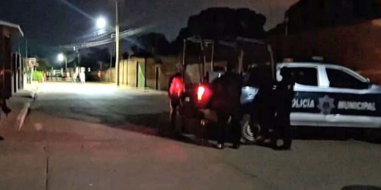 El joven recibió varios impactos de bala.