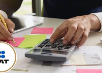 ¿Sabes cómo emitir facturas ante el SAT sin caer en errores que te cuesten caro?