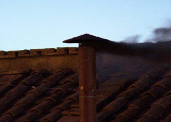Cuando se produzca el humo blanco, el nuevo papa, el pontífice número 267 de la Iglesia católica, se presentará ante los fieles.
