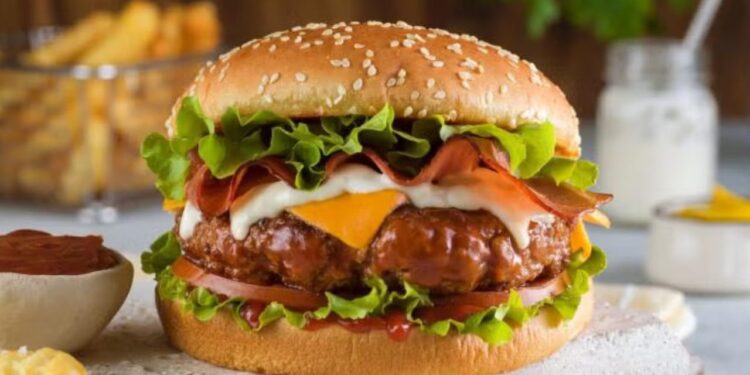 Día Internacional de la Hamburguesa: origen, beneficios y riesgos para la salud