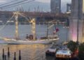 Choca buque escuela “Cuauhtémoc” contra el Puente de Brooklyn en Nueva York
