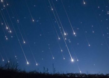 Lluvia de meteoros Eta Acuáridas alcanzará su punto máximo este martes en Oaxaca