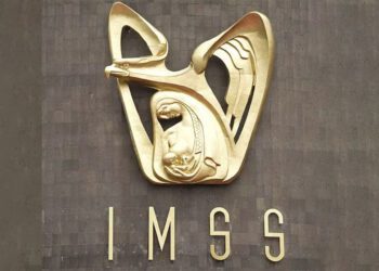 IMSS enfrenta demanda tras negar atención médica a paciente terminal por falta de insumos