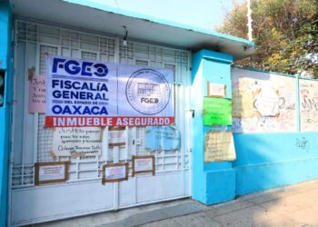 Limpian evidencias y quitan celulares a infantes quemados
