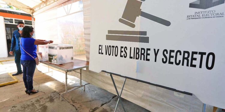 Foto: archivo El Imparcial // Elementos policiacos estarán en alerta ante cualquier situación que pudiera derivarse de la jornada electoral.