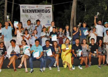 Fotos: Leobardo Reyes // La vigésima edición de la Copa Tangolunda de Tenis reunió a 187 participantes.