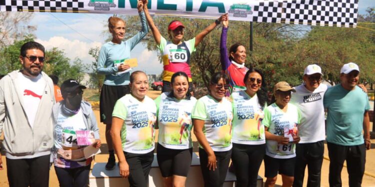 Los organizadores reconocieron la participación de los corredores.