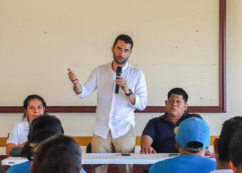 Realizan mesa de trabajo para   mejorar condiciones laborales  