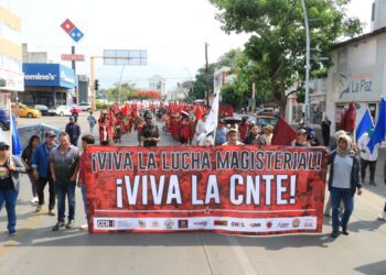 Foto: Adrián Gaytán // La marcha contó con la participación de hombres, mujeres y varios menores de edad.