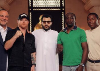 ¿Cambian la pelea entre ‘Canelo’ Álvarez y Terence Crawford?