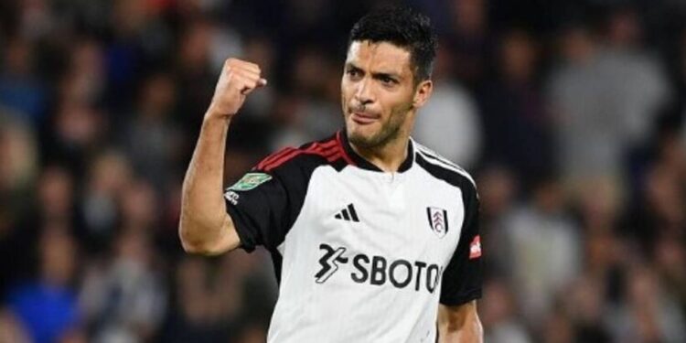 Raúl Jiménez renueva con el Fulham hasta 2026
