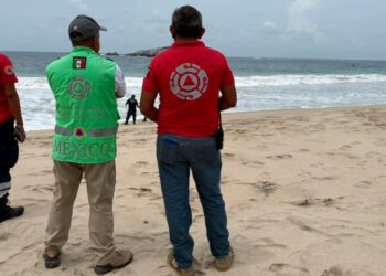 Reporta Protección Civil localización del cuerpo de segundo turista desaparecido en playa Zicatela