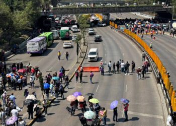 CNTE-S-22 ponen de cabeza a la CDMX