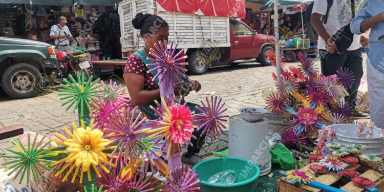 Oaxaca, la devoción a la Santa Cruz ¿sabes cuantos municipios se llaman así?