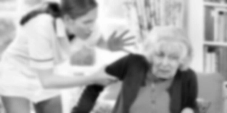 Foto: ilustrativa // Cuando tienen alguna discapacidad, las personas adultas mayores son más vulnerables a todo tipo de violencia.