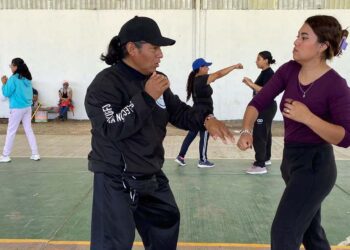 Preparan a mujeres en defensa personal