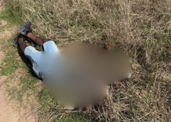 Tras macabro hallazgo, investigan asesinato de hombre en camino rural de San Blas Atempa