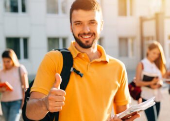 ¿Qué tan solicitada es la carrera de Administración?