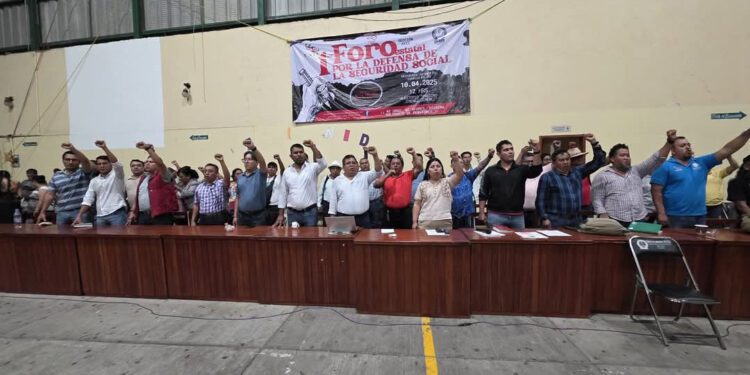 Sección 22 reafirma que va al paro nacional: exige abrogar leyes y aumento salarial del 100%
