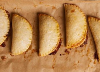 ¡Empanadas de la muerte; cocina justicia! Mujer envenena a 40 criminales en Haití y desata venganza sangrienta